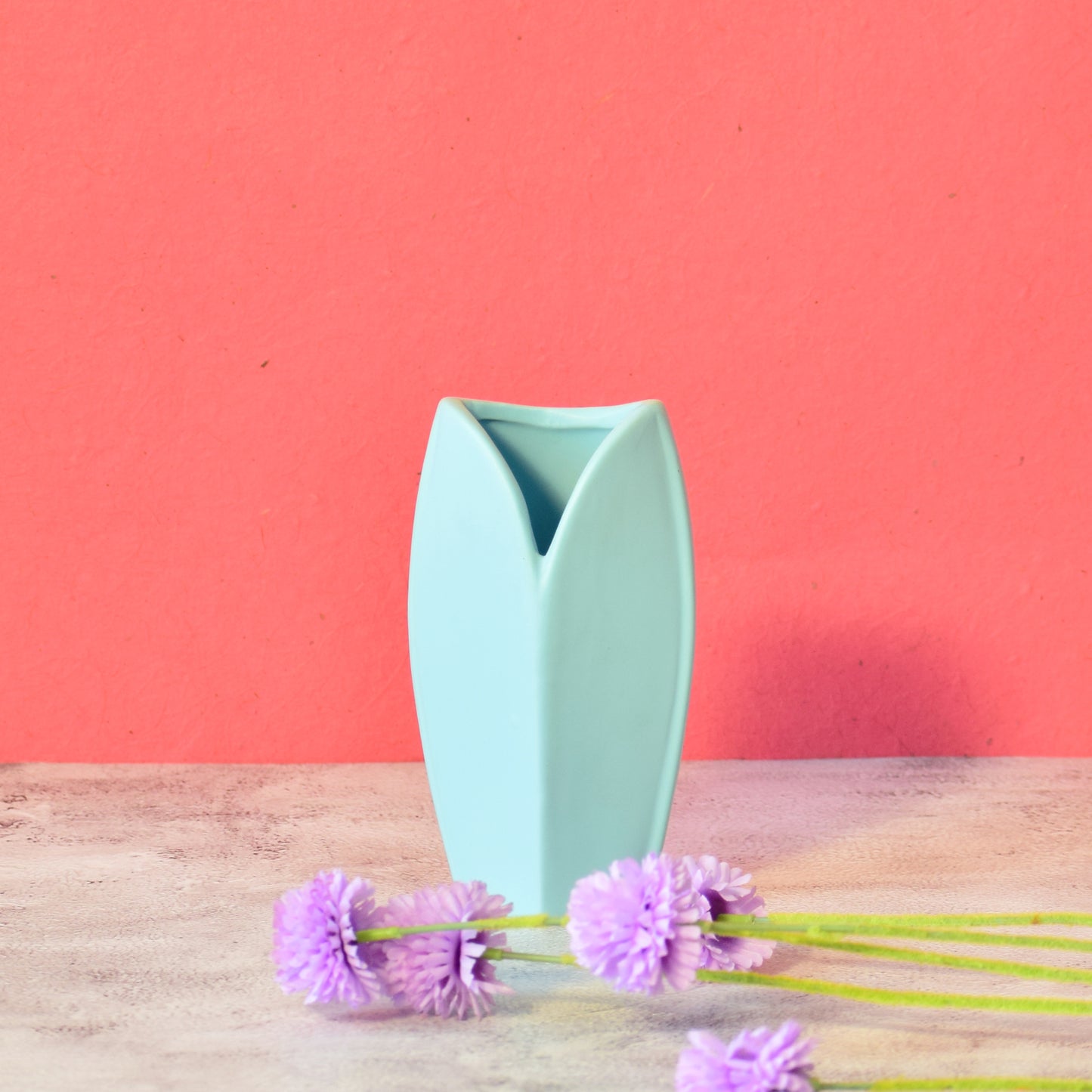 Collar Vase