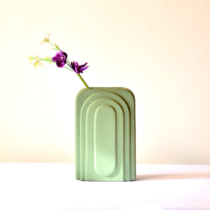 Contour Rectangular Vase