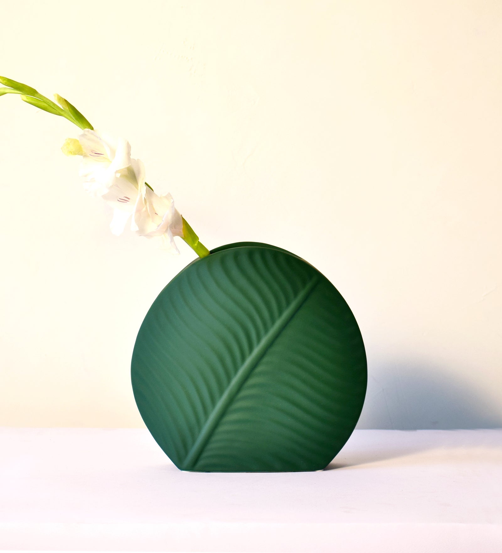 Dark Green Leaf Vase