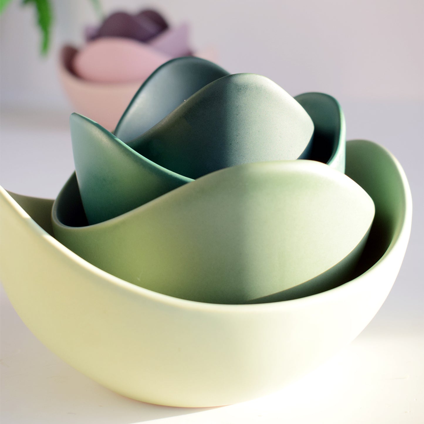 Green Lotus Serving Bowl Set