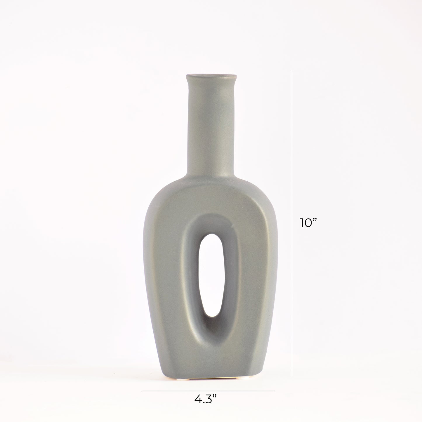 Hollow Linear Vase