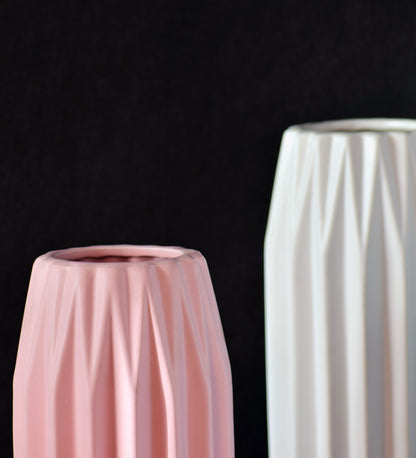 Pink Delilah Linear Vase